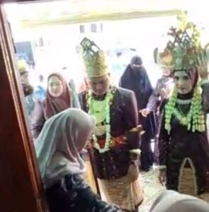 Sujud Ngakuk, M. Galank, Saat Restu dan Tradisi Bersatu di Bumi Way Kanan