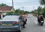 Perkuat Sinergi, Polsek Way Tuba Gelar Patroli Dialogis dan Sosialisasi Sabuk Kamtibmas