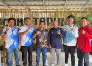 Dukung Pembinaan Atlet dan Wasit, KONI Way Kanan Lepas Utusan PBSI ke Kejurprov Lampung